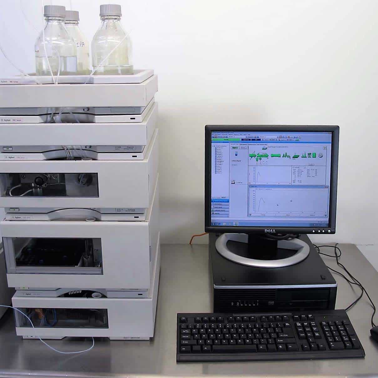 Agilent 1100 HPLC System VWD with Quaternary Pump